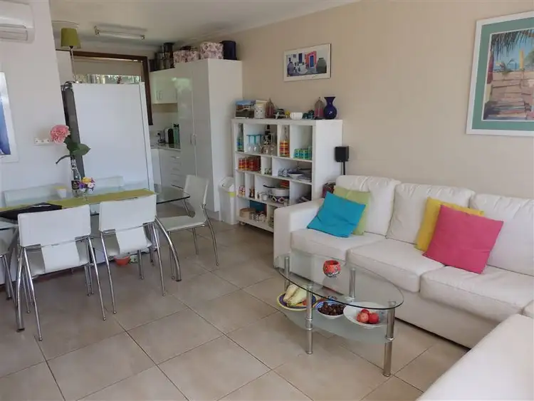 Second view of Homely unit listing, 2/17A Schubert Crescent, Wodonga VIC 3690