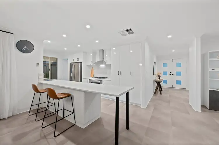 Sixth view of Homely house listing, 7 Jefferson Way, Piara Waters WA 6112