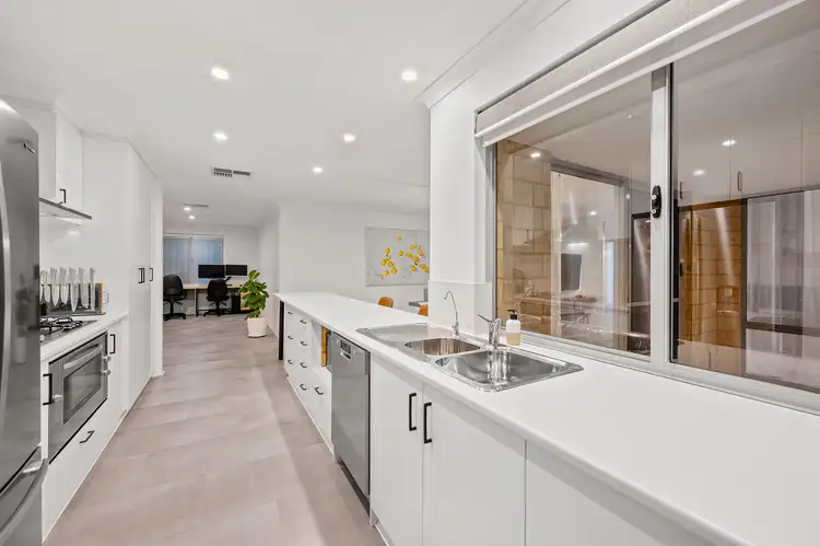 Seventh view of Homely house listing, 7 Jefferson Way, Piara Waters WA 6112