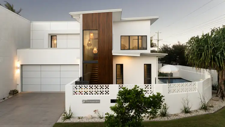 1/18 Oceanic Drive, Warana QLD 4575