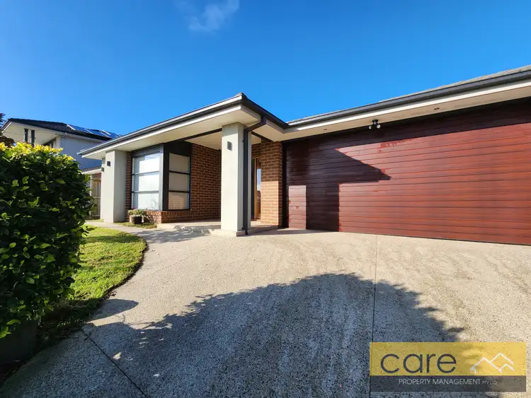 6 Berrima Court, Cranbourne North VIC 3977