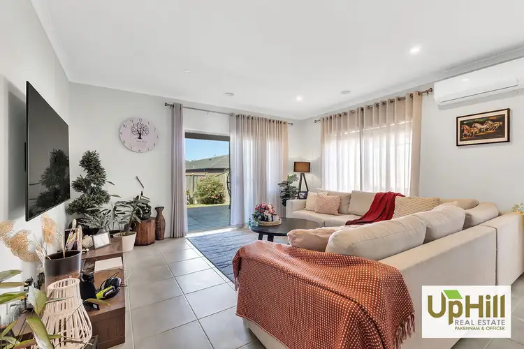 Fourth view of Homely house listing, 7 Dewhurst Circuit, Cranbourne East VIC 3977