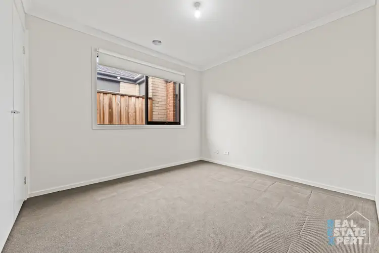 Fifth view of Homely house listing, 7 Newmarket Street, Cranbourne East VIC 3977