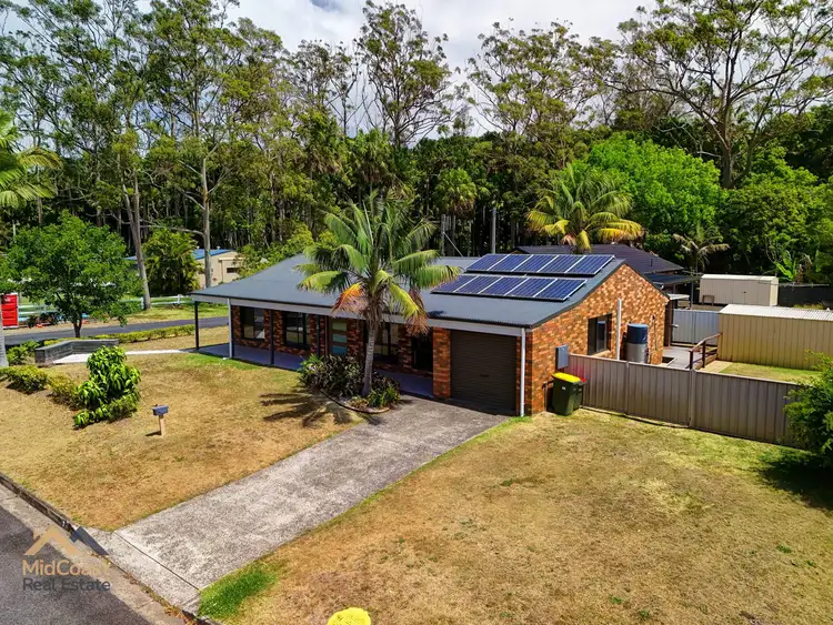 2 Eden Place, Tuncurry NSW 2428