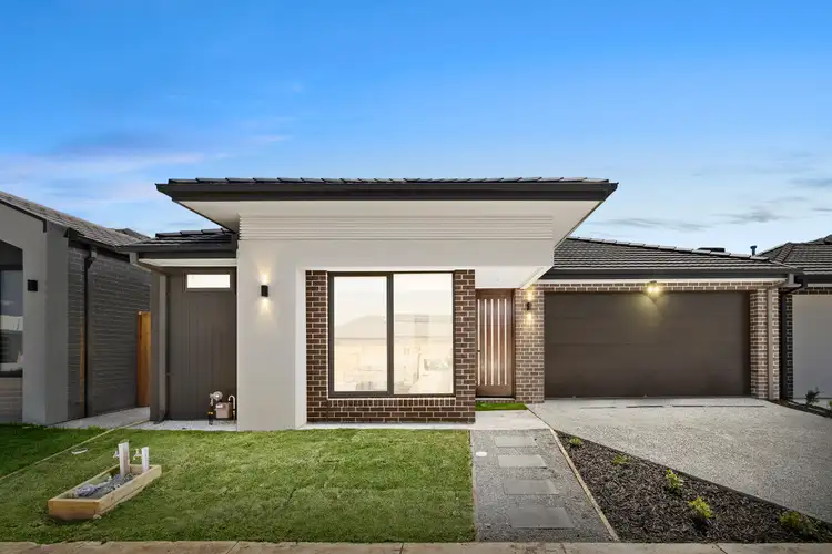 13 Pursuit Street, Mambourin VIC 3024