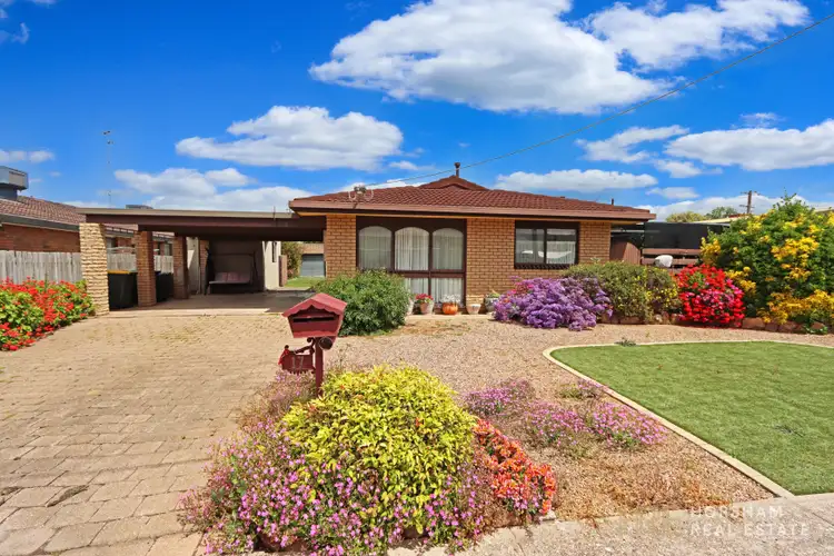 17 Schwarz Avenue, Horsham VIC 3400