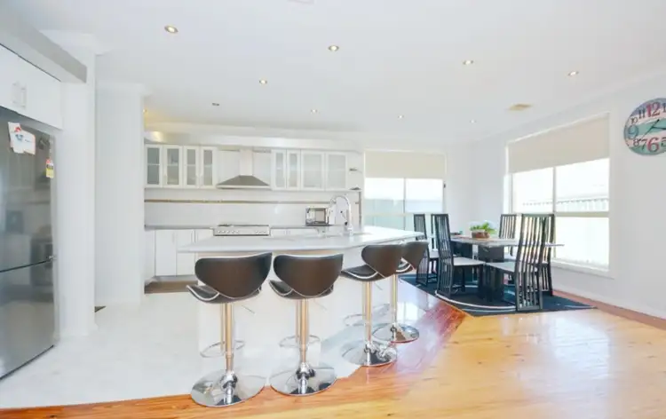 Second view of Homely house listing, 3 Hawthorn Lane, Craigieburn VIC 3064