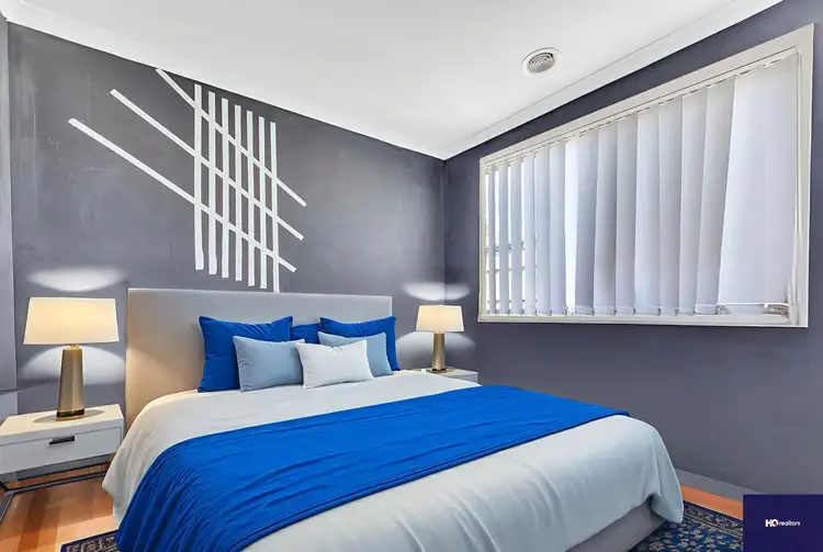 28 Equine Circuit, Melton South VIC 3338