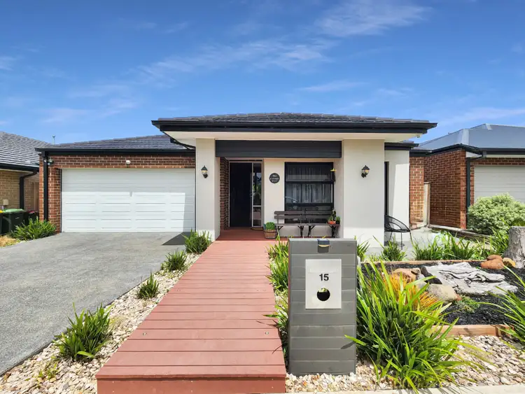 15 Garfield Drive, Armstrong Creek VIC 3217