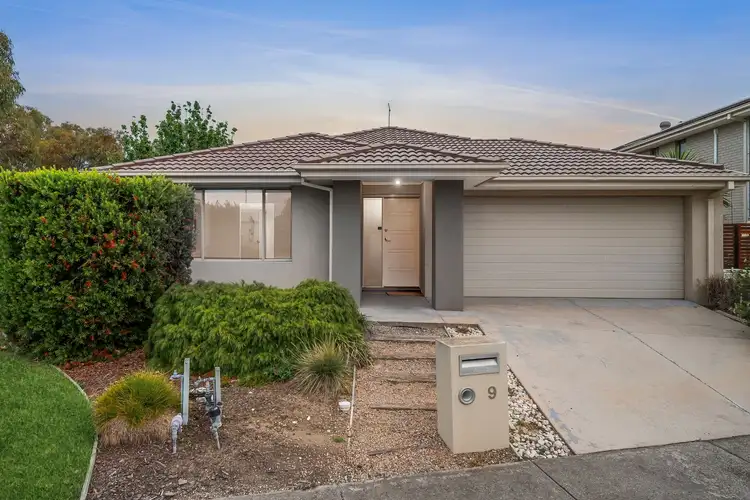 9 Daybreak Avenue, Armstrong Creek VIC 3217