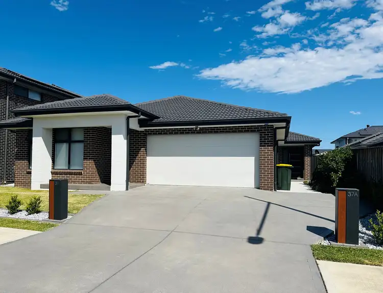 37 Glory Loop, Catherine Field NSW 2557