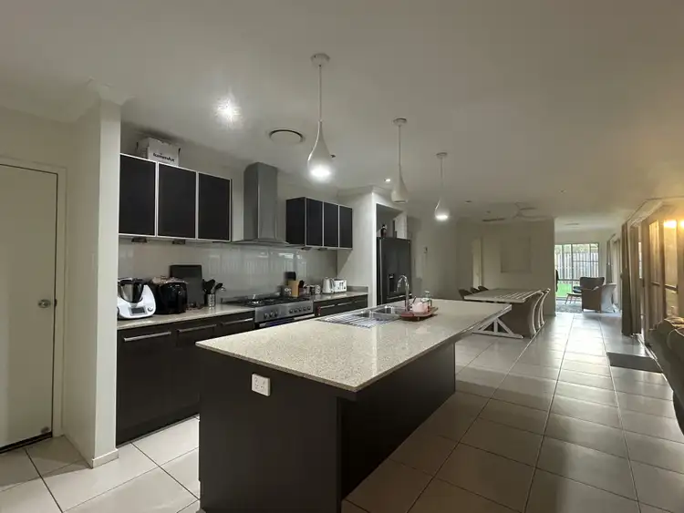 28 Whistler Place, Beerwah QLD 4519