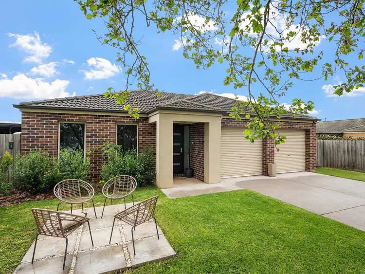 5 Bourke Avenue, Koroit VIC 3282