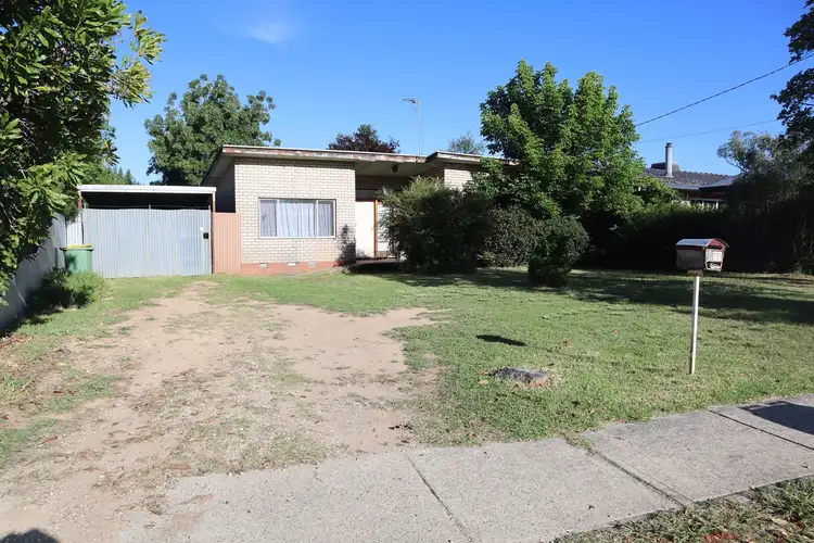 555 Hague Street, Lavington NSW 2641