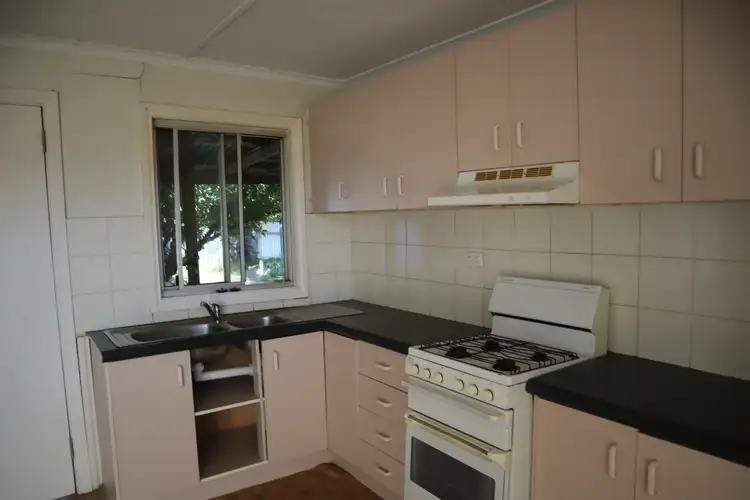 Fifth view of Homely house listing, 555 Hague Street, Lavington NSW 2641