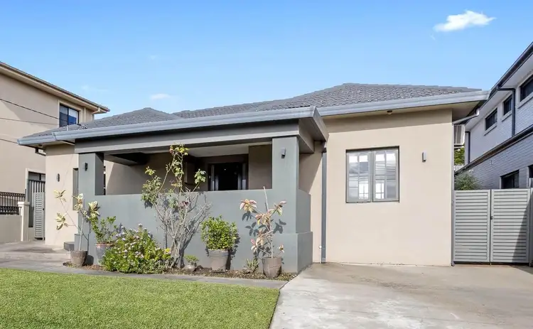 15 Kenyon Road, Bexley NSW 2207