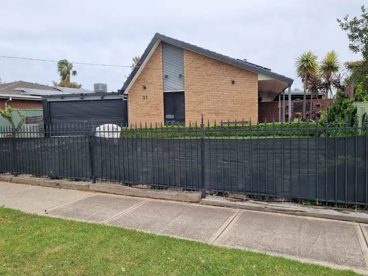 31 Mayfair Drive, West Wodonga VIC 3690