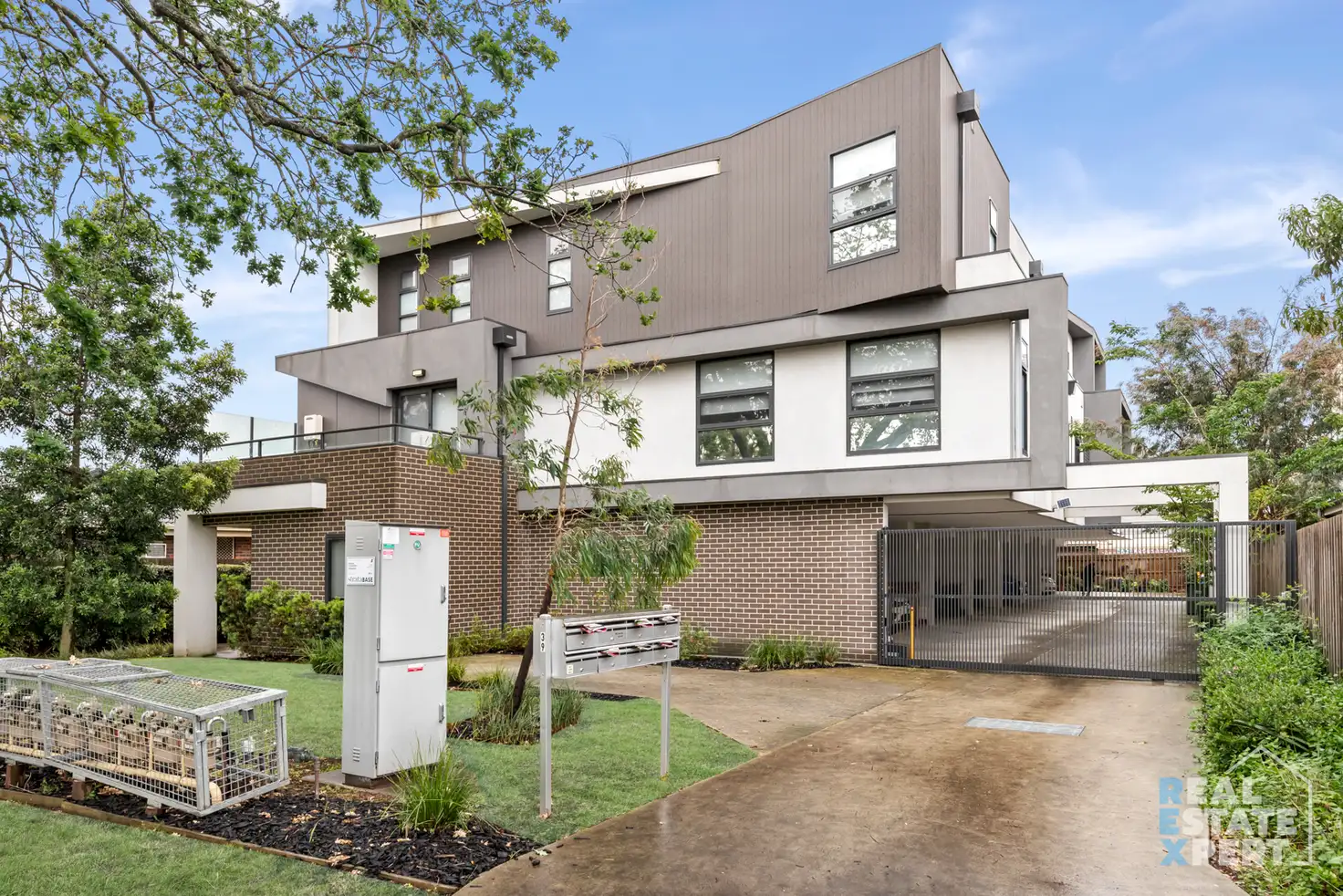 Main view of Homely unit listing, 4/39 High Street, Bayswater VIC 3153