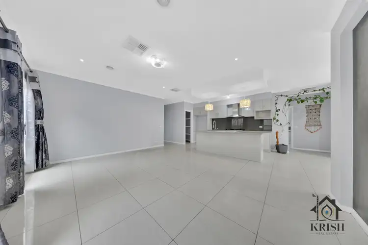 Fourth view of Homely house listing, 5 Monaco Circuit, Wollert VIC 3750