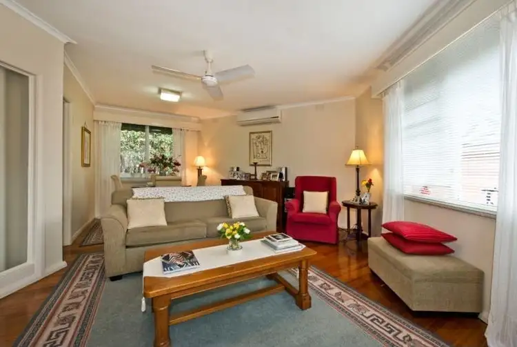 Fourth view of Homely unit listing, 5/187 The Boulevard, Ivanhoe VIC 3079