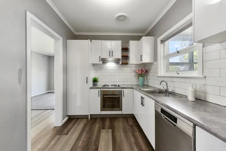 Sixth view of Homely house listing, 6 Stone Avenue, Mount Gambier SA 5290