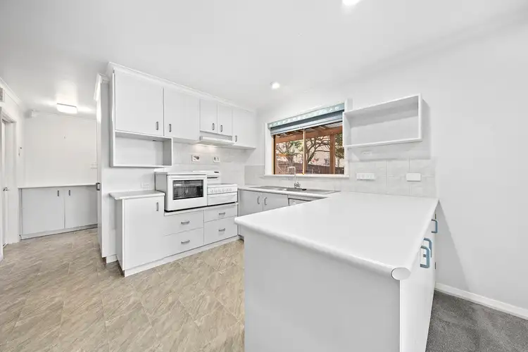 Third view of Homely unit listing, 2/37 Hinkler Road, Glen Waverley VIC 3150