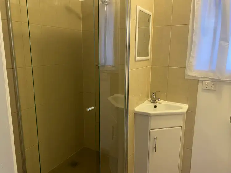 Fifth view of Homely unit listing, 2/8 Boundary Street, Tweed Heads NSW 2485