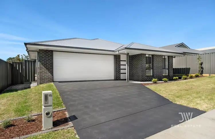 18 Brushworth Drive, Edgeworth NSW 2285