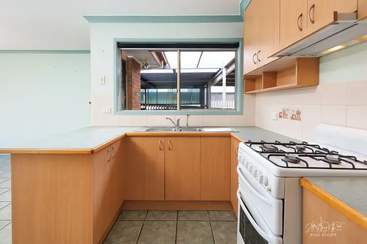 Fourth view of Homely house listing, 28 AZURE DRIVE, Wodonga VIC 3690