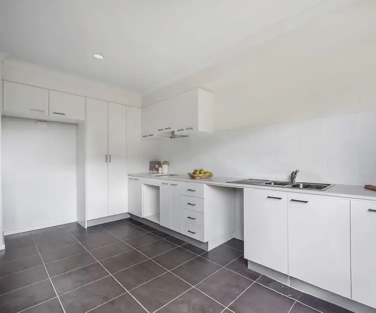 Fourth view of Homely townhouse listing, 21 Tarlo Court, Craigieburn VIC 3064