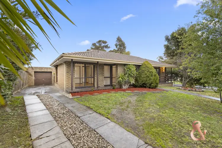 2 Statesman Crescent, Mill Park VIC 3082