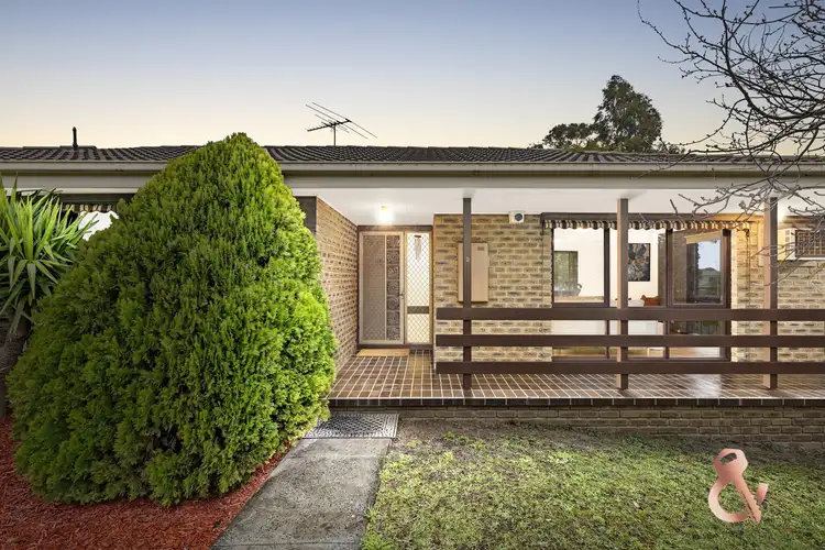 Fourth view of Homely house listing, 2 Statesman Crescent, Mill Park VIC 3082