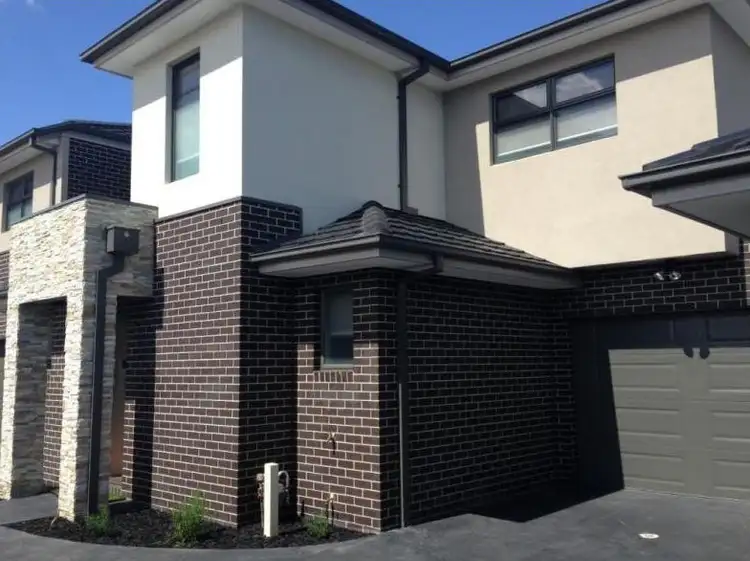 Second view of Homely townhouse listing, Unit 2/35 Howell St, Lalor VIC 3075