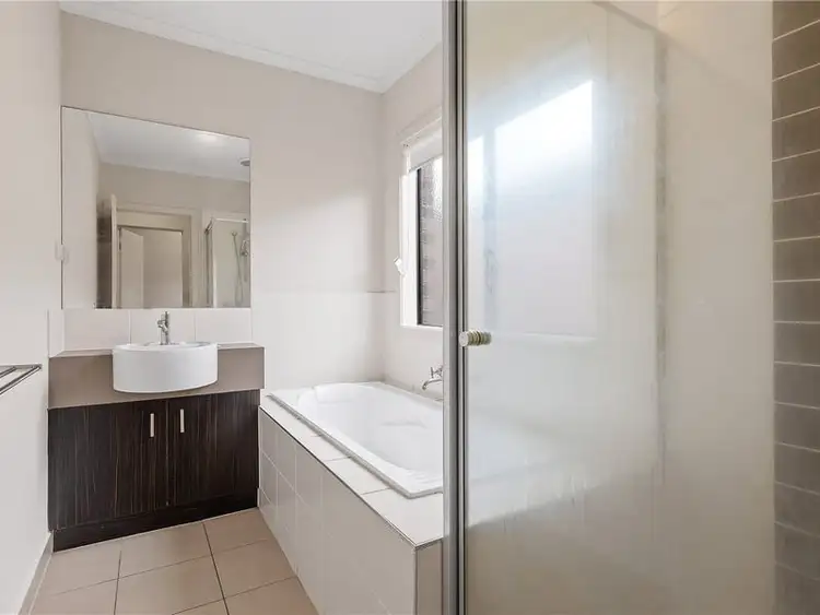 Fifth view of Homely house listing, 11 St Leonard Drive, South Morang VIC 3752