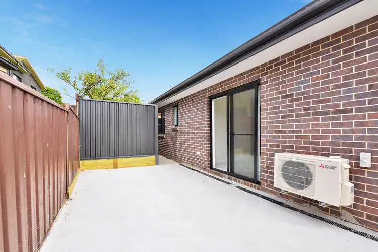 Fourth view of Homely flat listing, 7a Nipigon Rd, Seven Hills NSW 2147