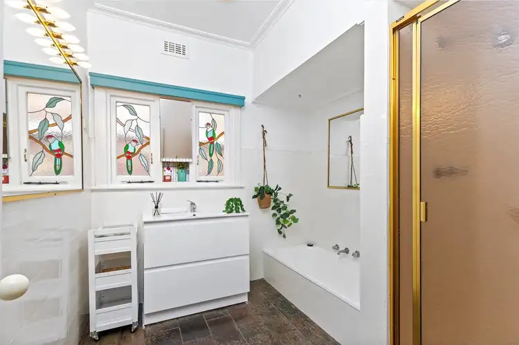 119 Rosamond Road, Maidstone VIC 3012