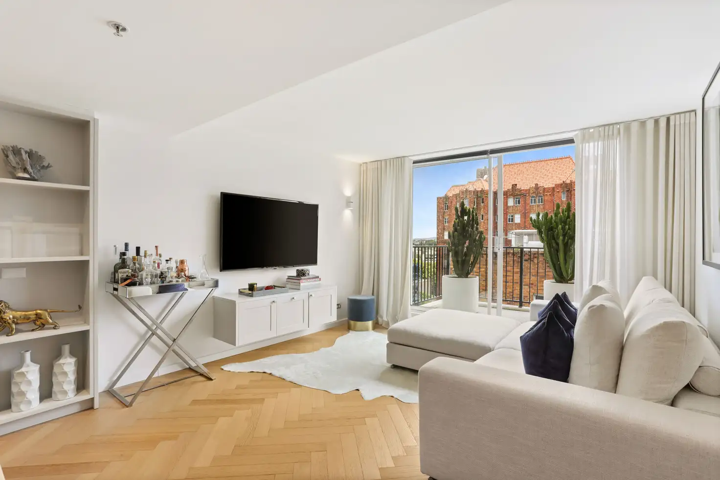 Main view of Homely apartment listing, 508/2A Elizabeth Bay Road, Elizabeth Bay NSW 2011