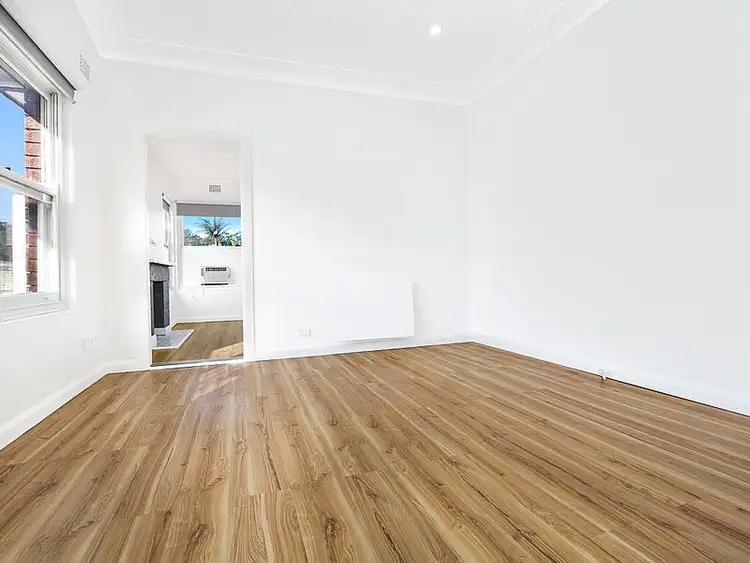 Fifth view of Homely unit listing, 2/451 Crown Street, Wollongong NSW 2500