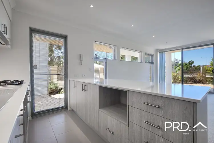 Sixth view of Homely apartment listing, 6/2 Coojong Link, Success WA 6164