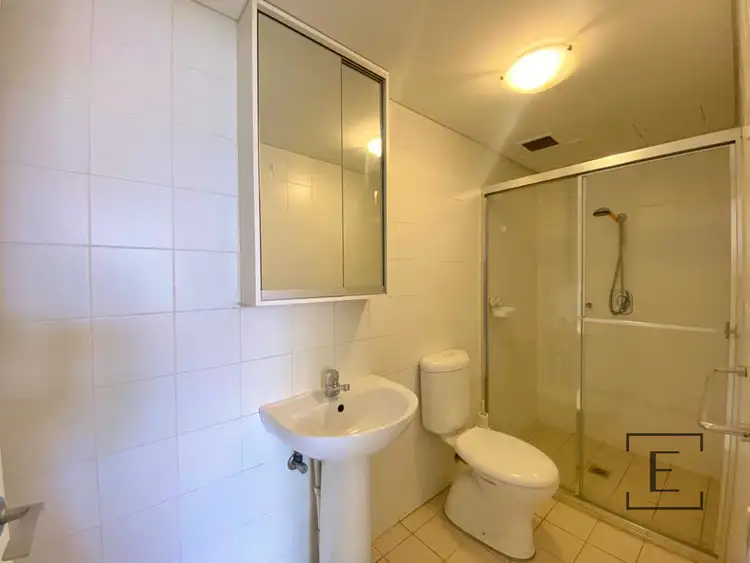 Fifth view of Homely apartment listing, 302E/138 Carillon Avenue, Newtown NSW 2042