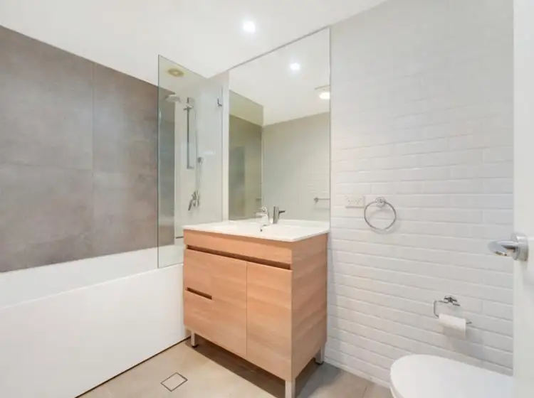 Third view of Homely apartment listing, 3/3 Victoria Park Parade, Zetland NSW 2017