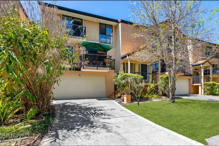 3/14 Gammon Drive, Varsity Lakes QLD 4227