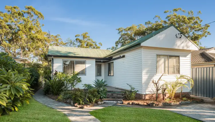 37 Collareen Street, Ettalong Beach NSW 2257