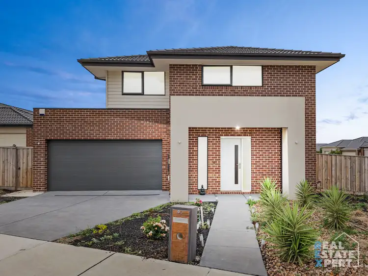 40 Pyrenees Road, Clyde VIC 3978