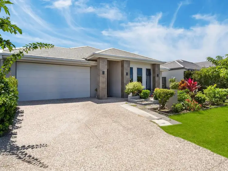 Second view of Homely house listing, 4 Laurel Drive, Helensvale QLD 4212
