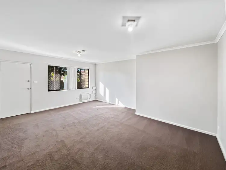 Second view of Homely unit listing, 4/172 Gipps Street, Dubbo NSW 2830