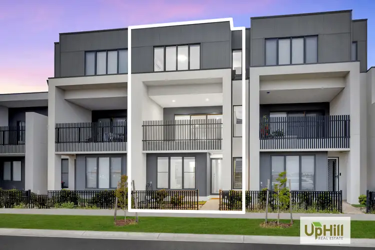 5 Davland Street, Clyde North VIC 3978