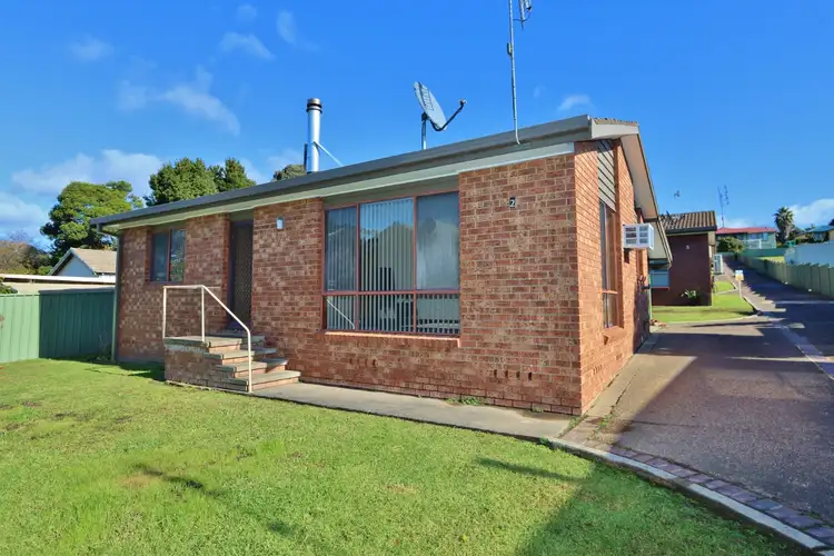 2/93 Imlay Street, Eden NSW 2551