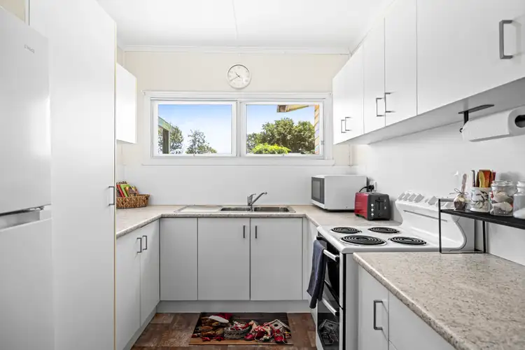 Second view of Homely house listing, 2 Welcombe Avenue, Rockville QLD 4350