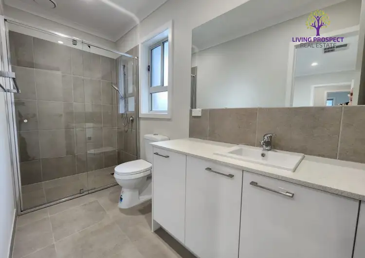 Fifth view of Homely house listing, 2 Adair Street, Thornhill Park VIC 3335